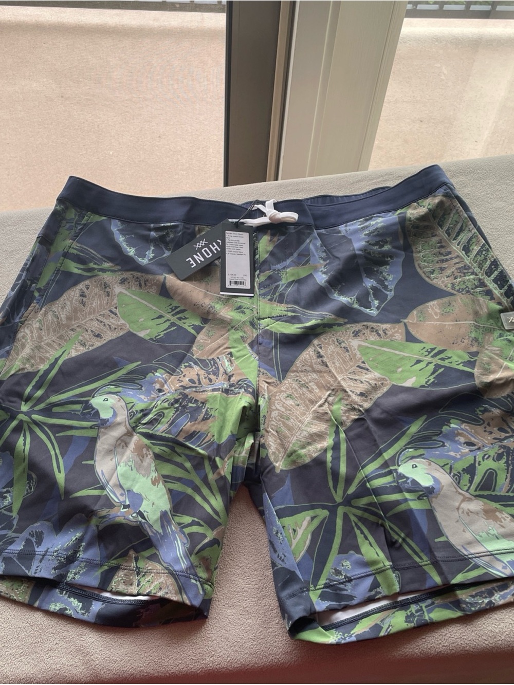 Rhone Swim Trunks Mens XXL Blue Green Floral Shorts Birds Parrot Tropical 2XL